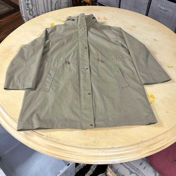 Zara trench coat - Picture 1 of 8